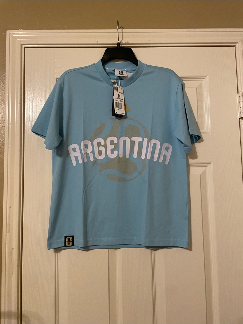 adidas Women’s Light Blue Argentina Graphic Short Sleeve Tee Size: M